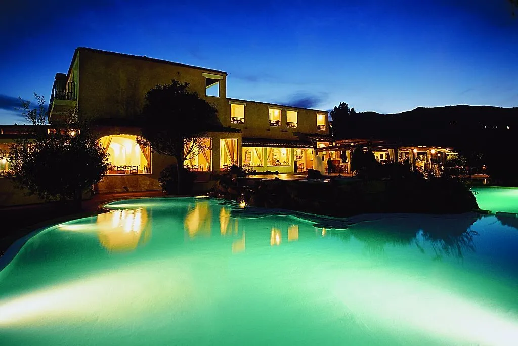 Colonna Hotel Du Golf Portisco Itálie