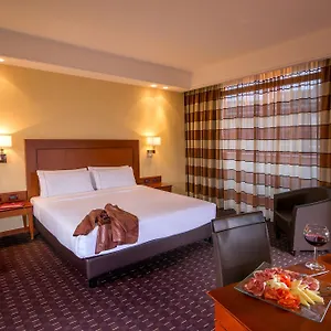 Capannelle 4* Рим
